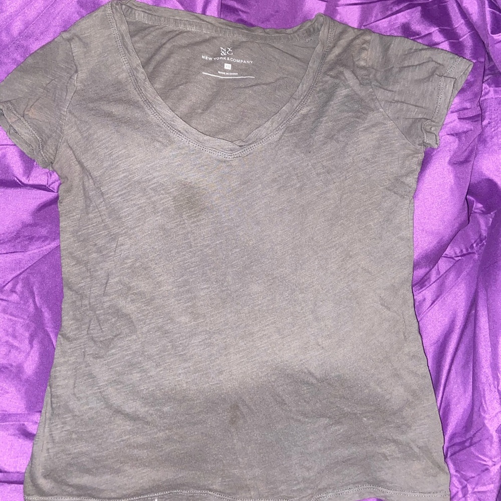 New York & Company, basic short sleeve v-neck